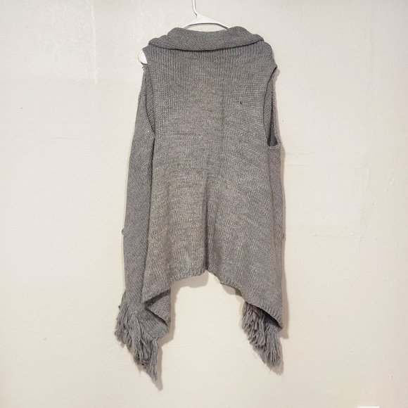 NWT Knit Vest Warm Grey Fall Winter One Size Cute - Picture 3 of 3